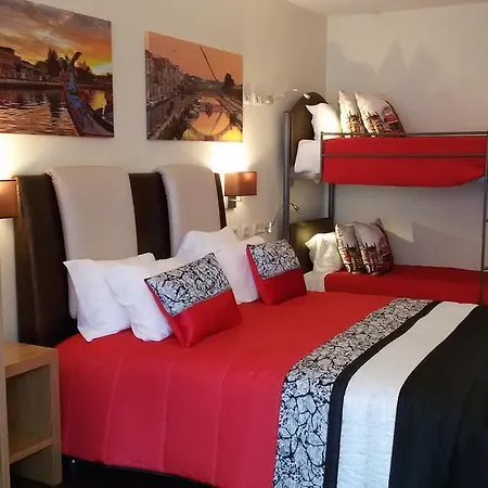 ウエルカム ホステル