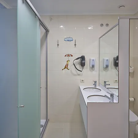 Hostel Welcome In Αβέιρο