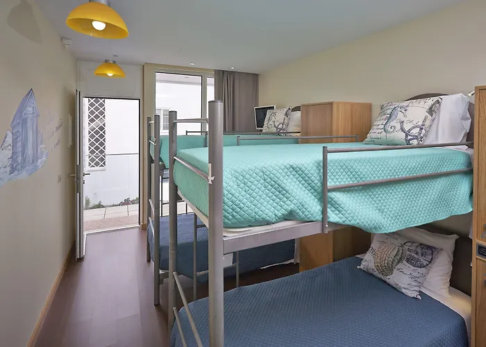 Welcome In * Авейру