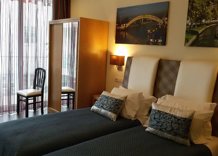 Welcome In Хостел Авейру