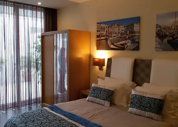 Welcome In Хостел Авейру