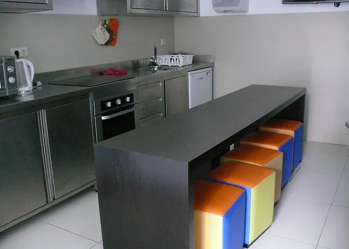 Welcome In Авейру